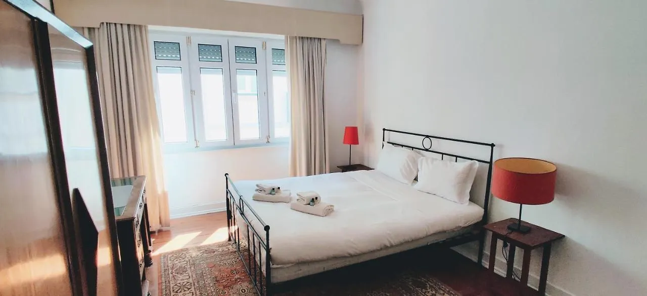 Myplacelisbon - Cassiano Large Apartment Португалия
